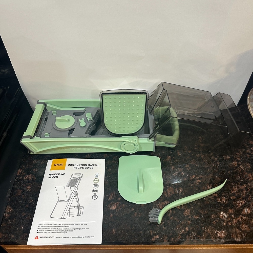 QYKIC Mandoline Slicer JS003 Adjustable Vegetable Cutter Kitchen New Open Box